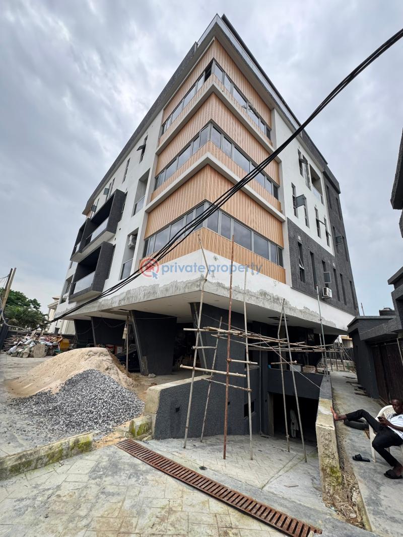 3 bedroom Block Of Flats For Sale Exquisitely Built 3 And 4 Bedroom Apartment And Penthouse With Bq, Pool, Gym And Elevator, Shonibare Estate Shonibare Estate Maryland Lagos - 1