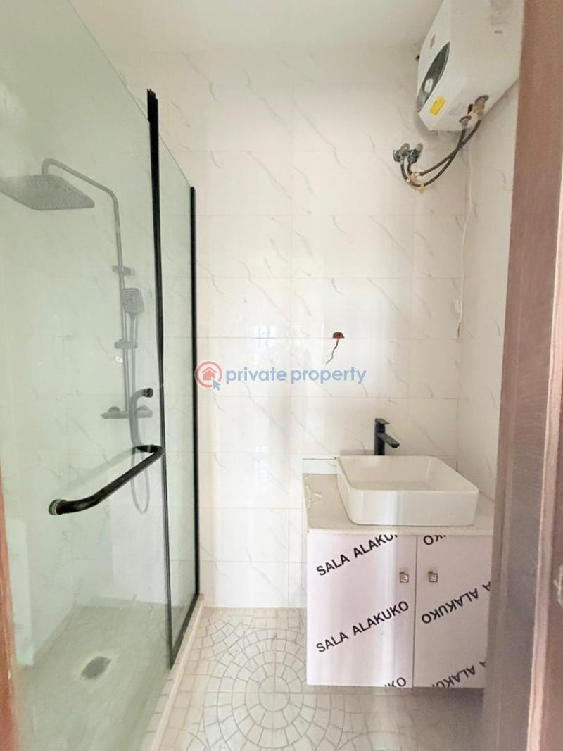 3 bedroom Block Of Flats For Sale Ikeja GRA Lagos - 8