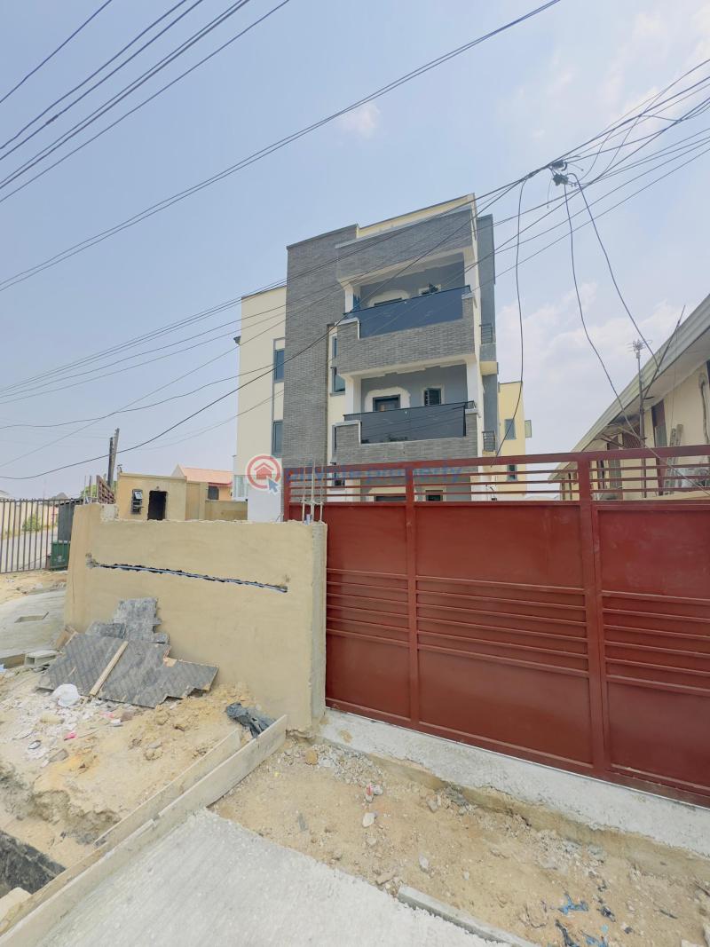 3 bedroom Flat & Apartment For Sale Gbagada Lagos - 6