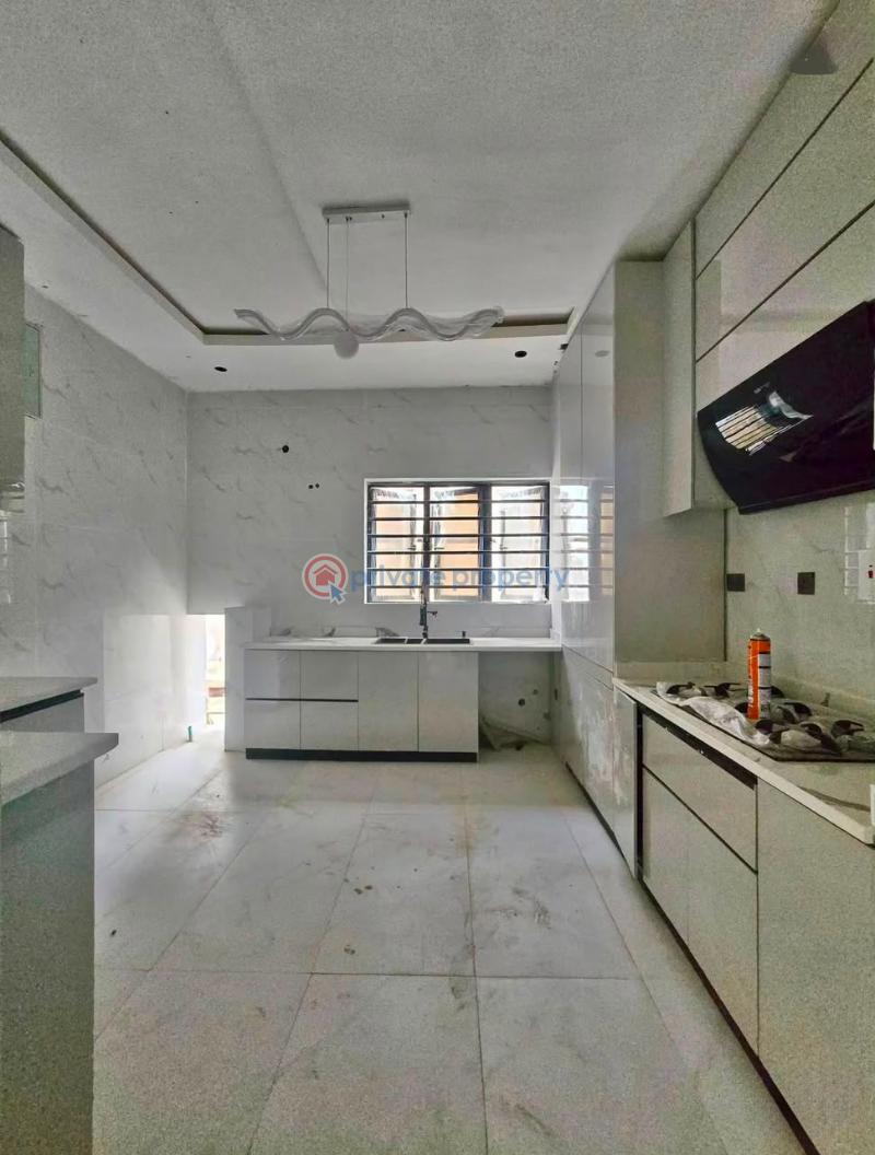 3 bedroom Block Of Flats For Sale Maryland Lagos - 9
