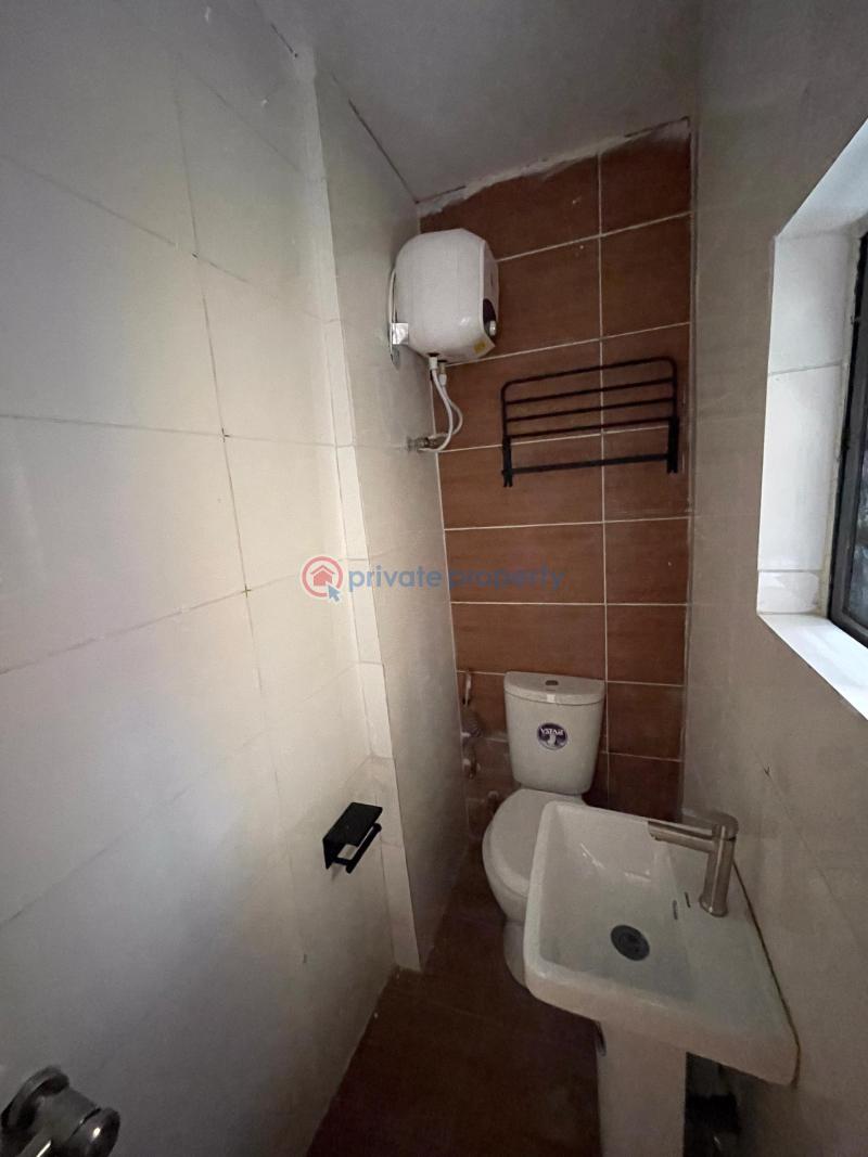 3 bedroom Block Of Flats For Sale Aguda  Surulere Lagos - 11