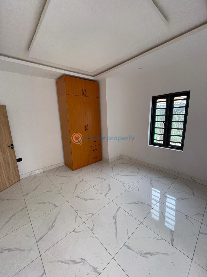 3 bedroom Block Of Flats For Sale Aguda  Surulere Lagos - 5