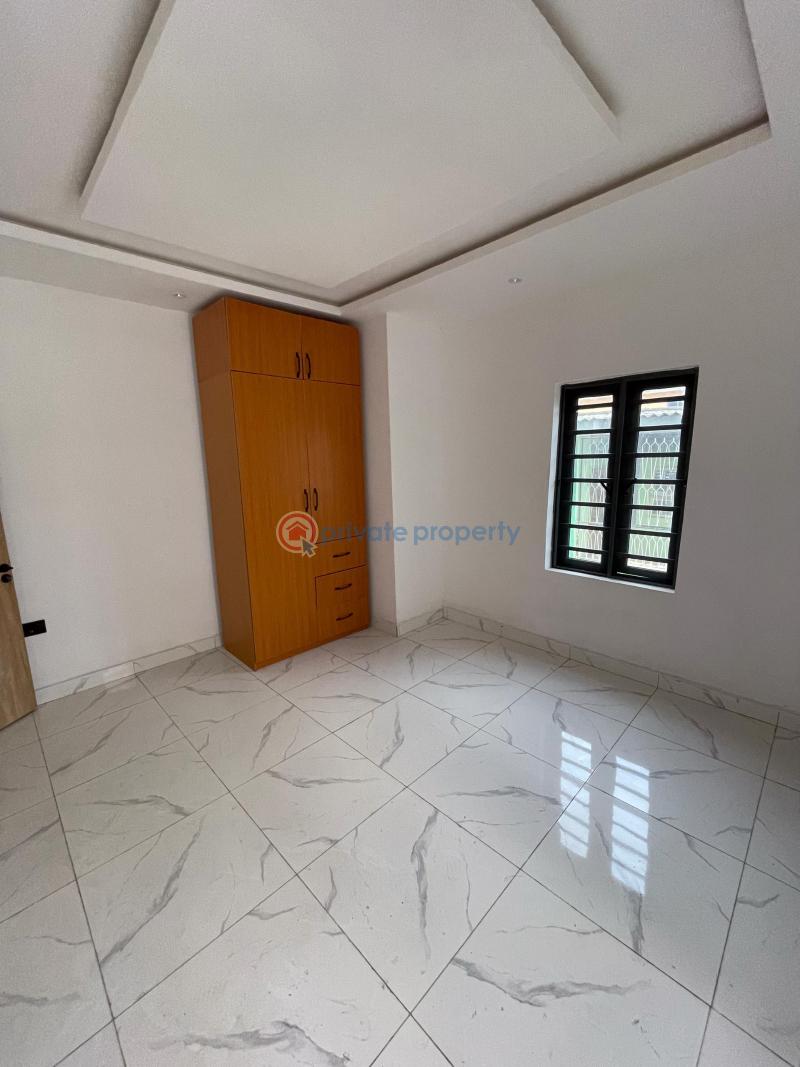 3 bedroom Block Of Flats For Sale Aguda  Surulere Lagos - 6