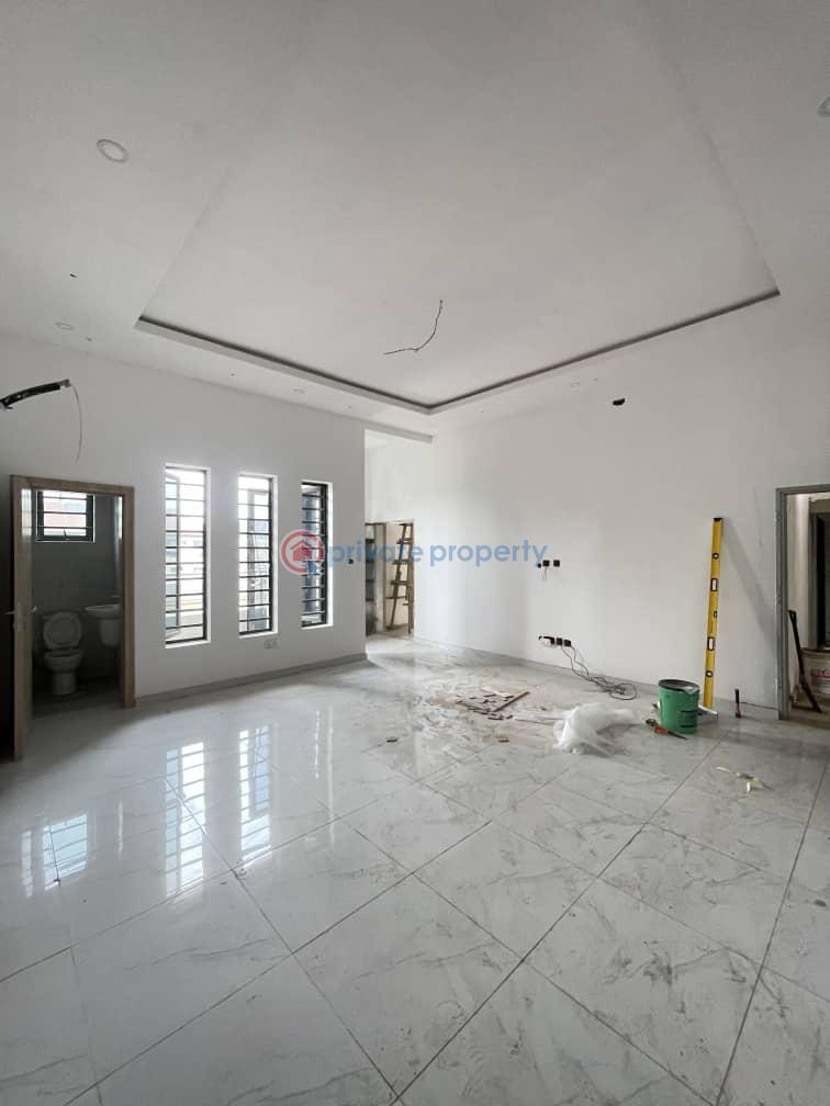 3 bedroom Block Of Flats For Sale Surulere Lagos - 3