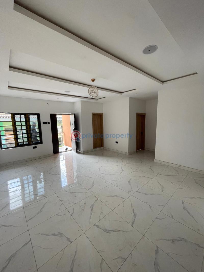 3 bedroom Block Of Flats For Sale Aguda  Surulere Lagos - 2