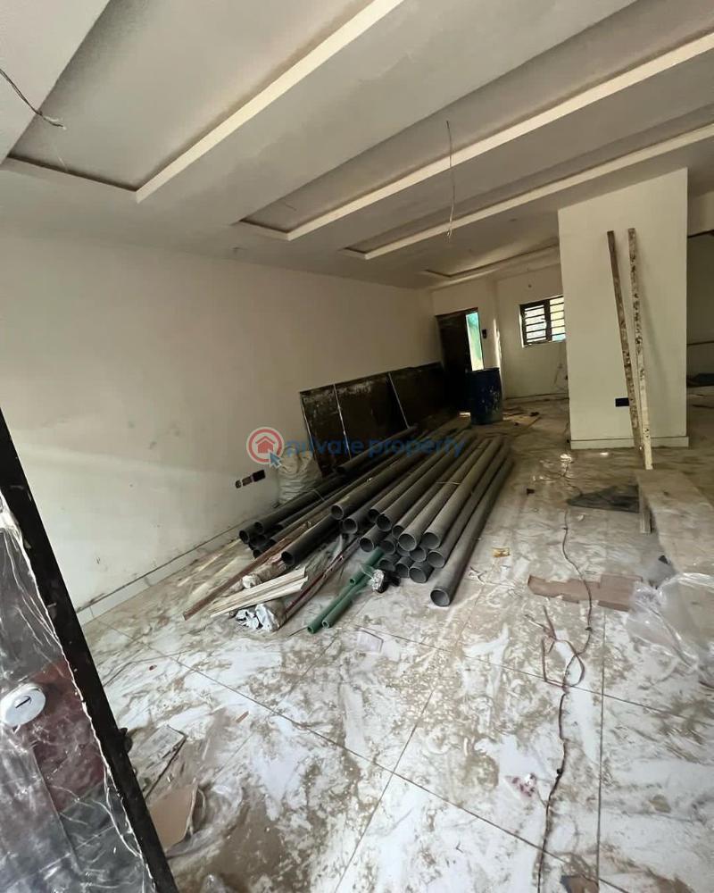 3 bedroom Block Of Flats For Sale Surulere Lagos - 2