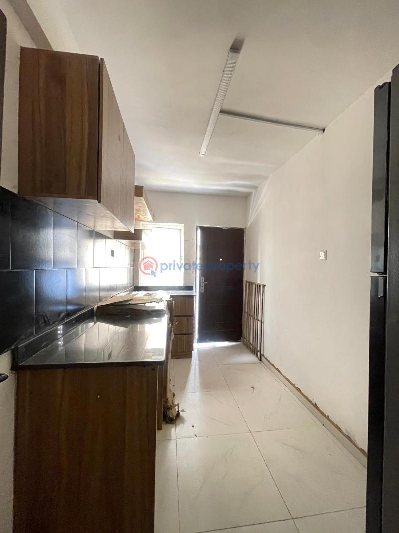 3 bedroom Flat & Apartment For Sale Surulere Lagos - 1