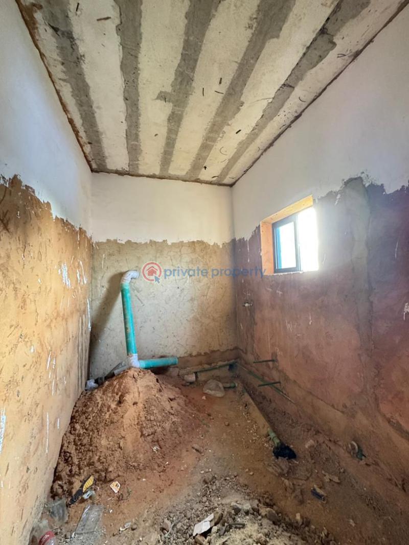 Exquisitely built 3 bedroom apartment in a secured location - 3 3 bedroom Block Of Flats For Sale Yaba Lagos - 3