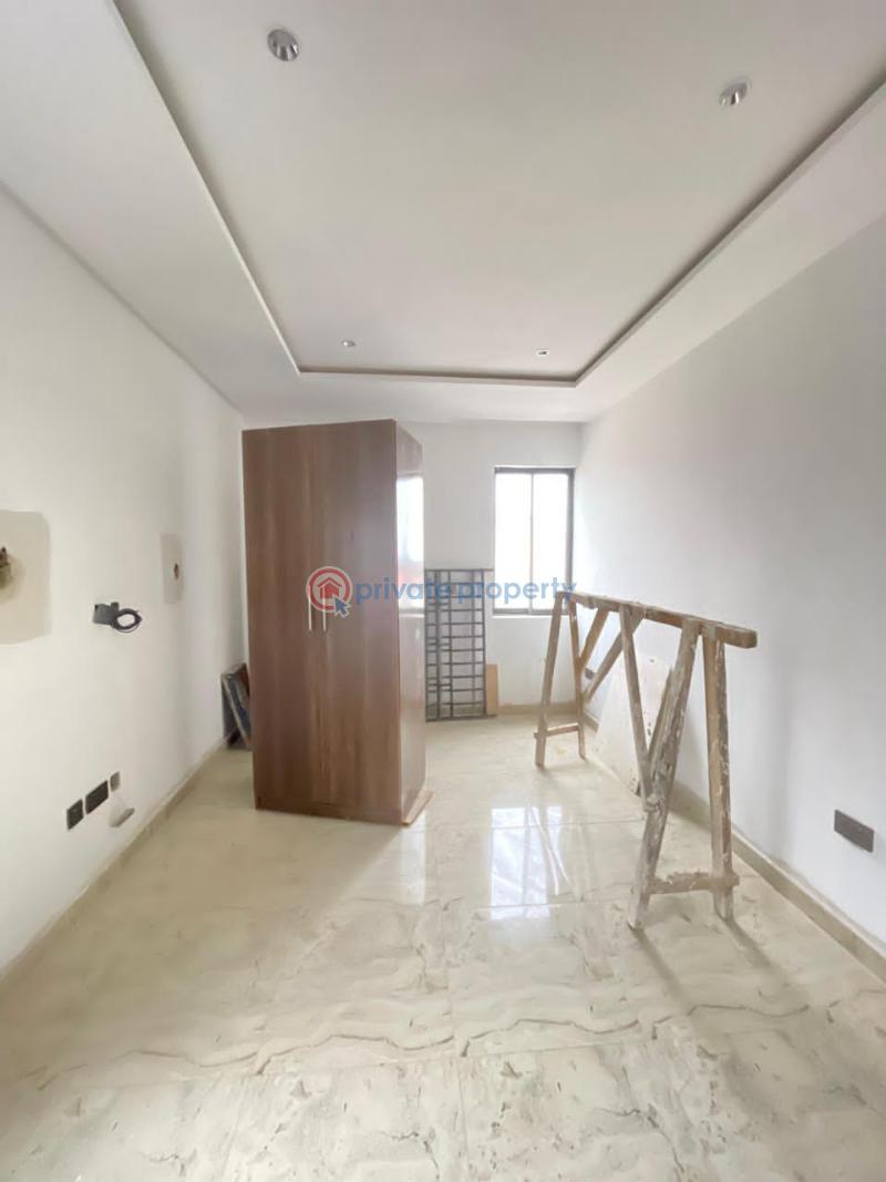 3 bedroom Block Of Flats For Sale Surulere Lagos - 8