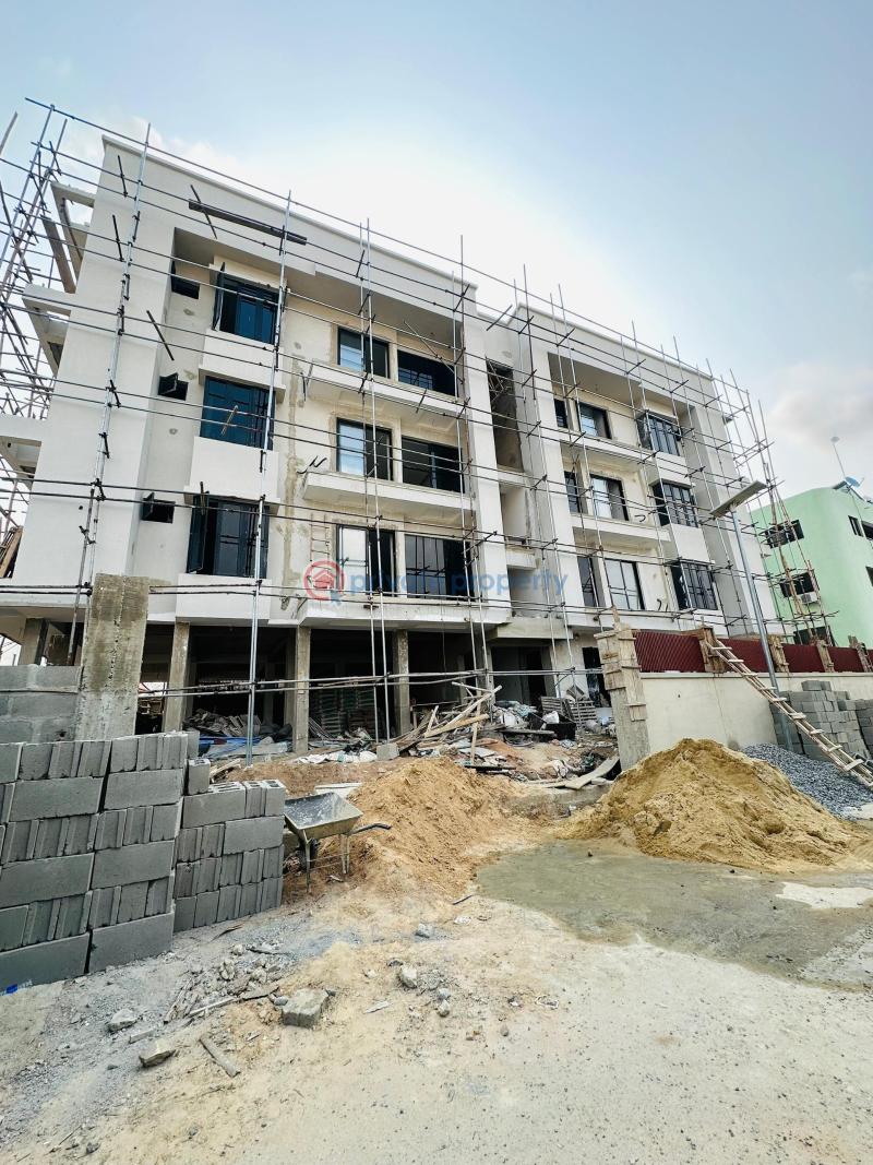 3 bedroom Block Of Flats For Sale Allen Avenue Ikeja Lagos - 1