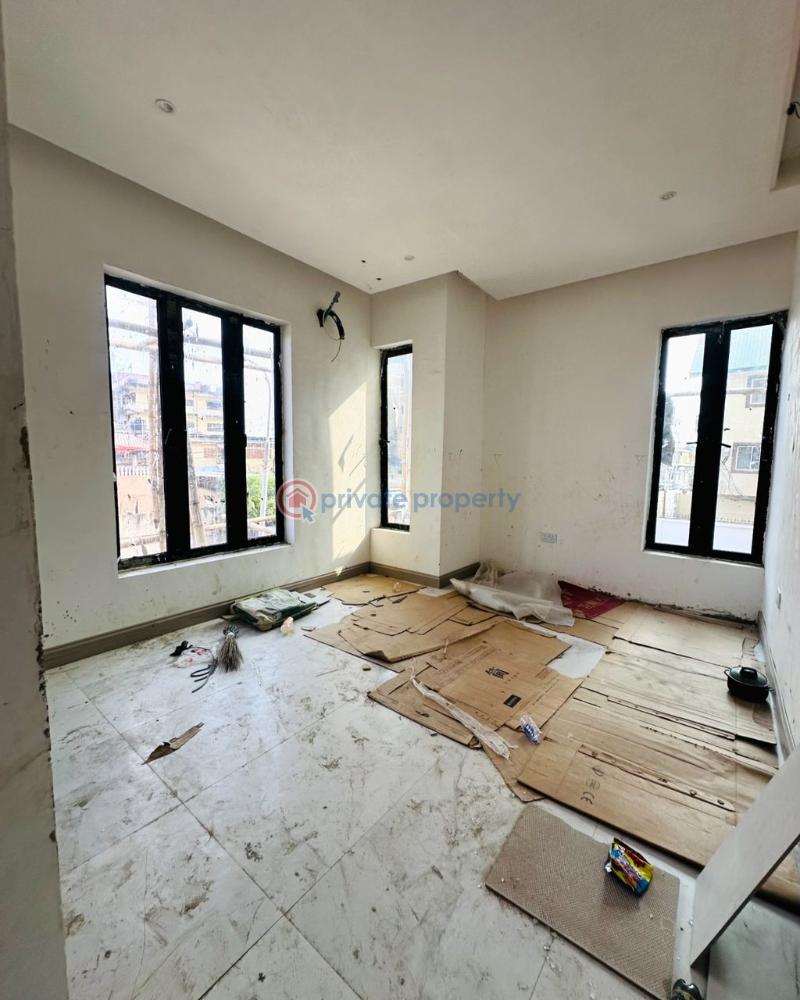 3 bedroom Flat & Apartment For Sale Allen Avenue Ikeja Lagos - 5