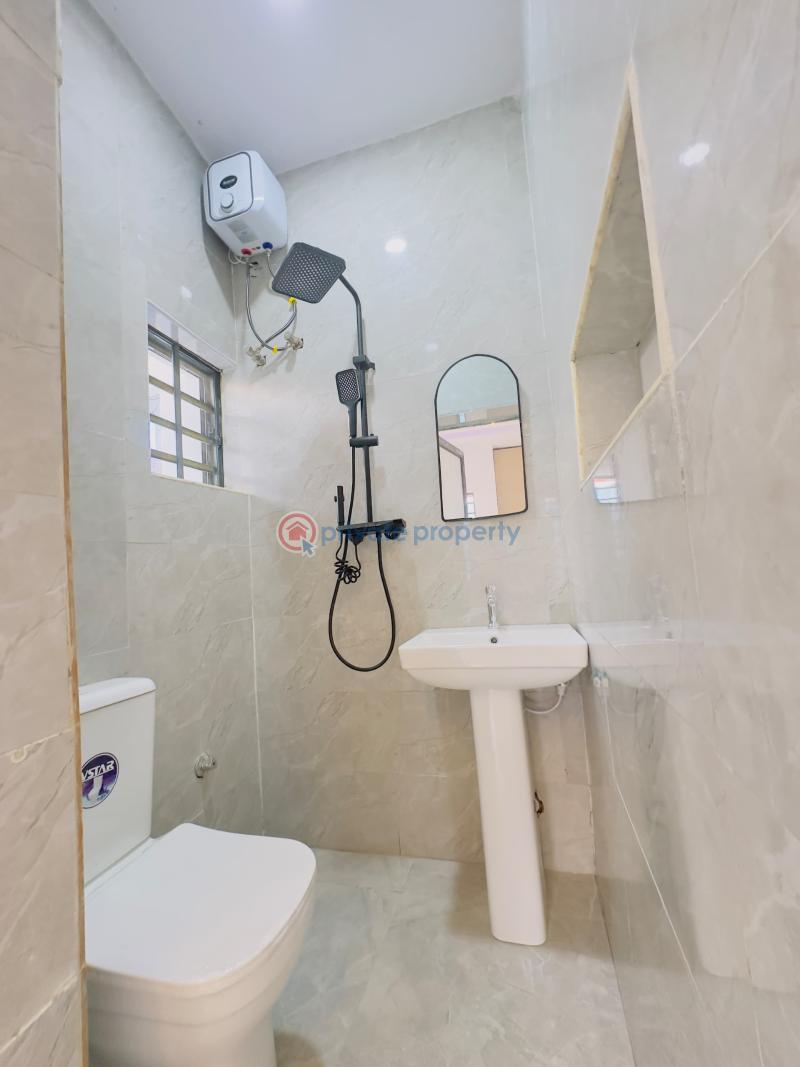 3 bedroom Bungalow For Sale Ologuneru Eleyele Ibadan Oyo - 8