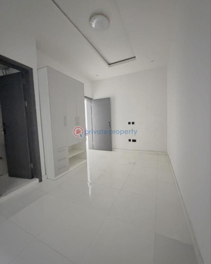 3 bedroom Flat & Apartment For Sale Magodo Phase 2 Gra Kosofe/Ikosi Lagos - 4
