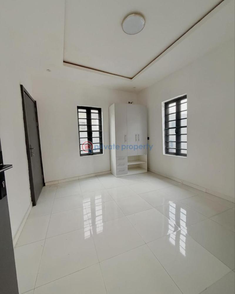 3 bedroom Flat & Apartment For Sale Magodo Phase 2 Gra Kosofe/Ikosi Lagos - 6