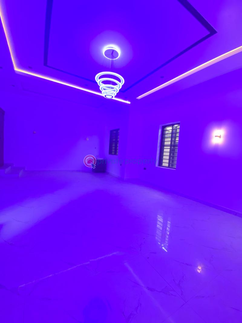 4 bedroom Detached Bungalow For Sale Umunyeali Spibat Area, Owerri, Imo State Owerri Imo - 9