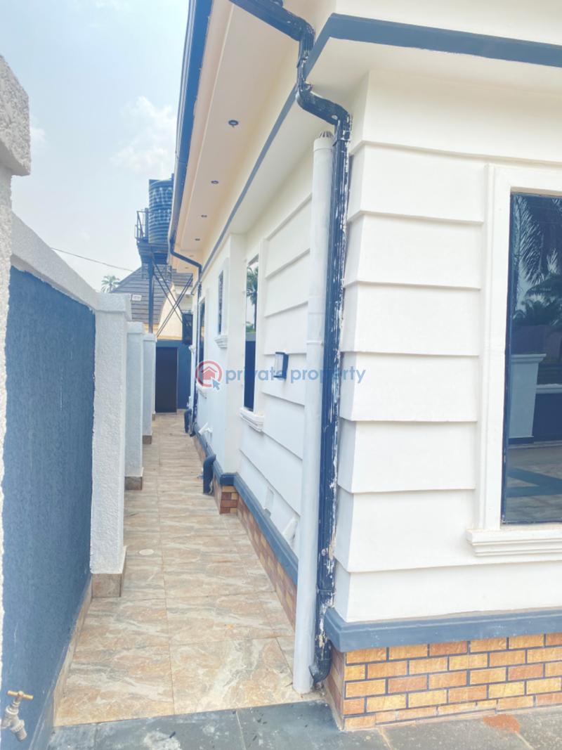 4 bedroom Detached Bungalow For Sale Umunyeali Spibat Area, Owerri, Imo State Owerri Imo - 6