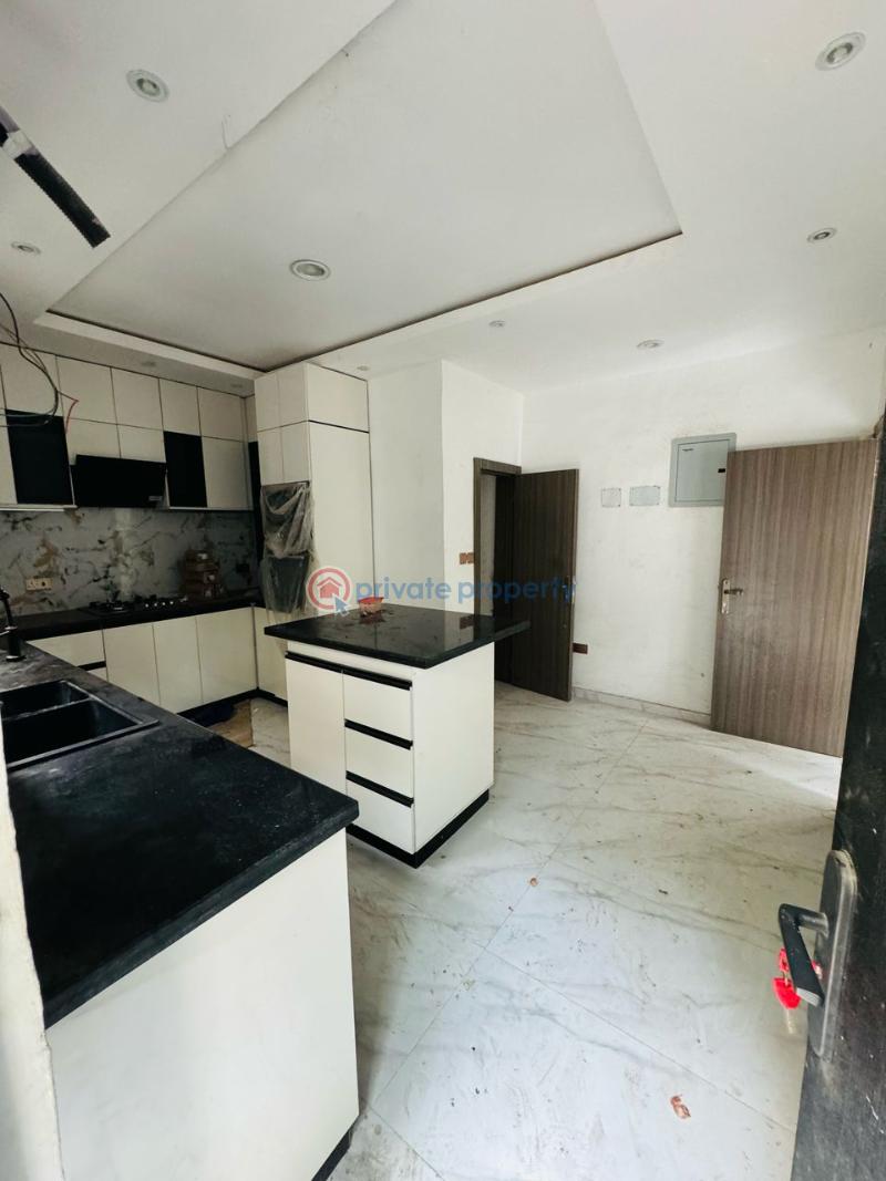 4 bedroom Detached Duplex For Sale Ogudu GRA Ojota Lagos - 2