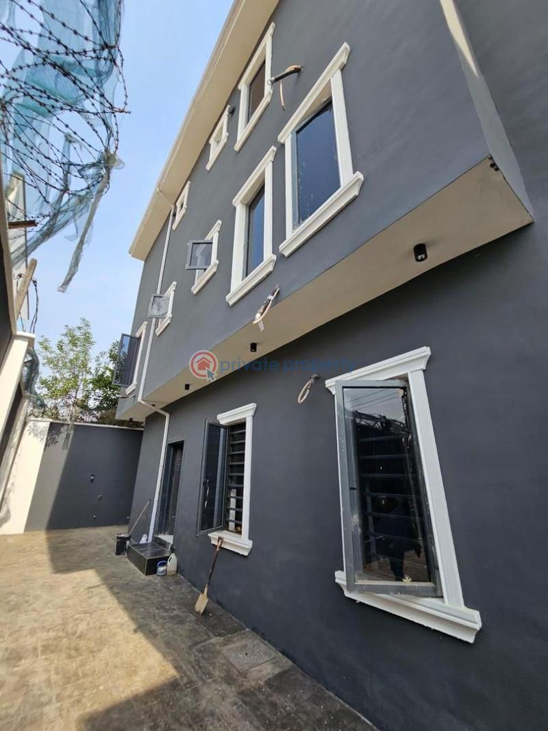 4 bedroom Detached Duplex For Sale Ogudu GRA Ojota Lagos - 0