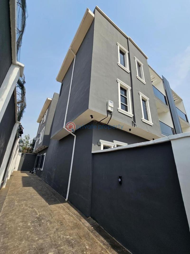 4 bedroom Detached Duplex For Sale Ogudu GRA Ojota Lagos - 1