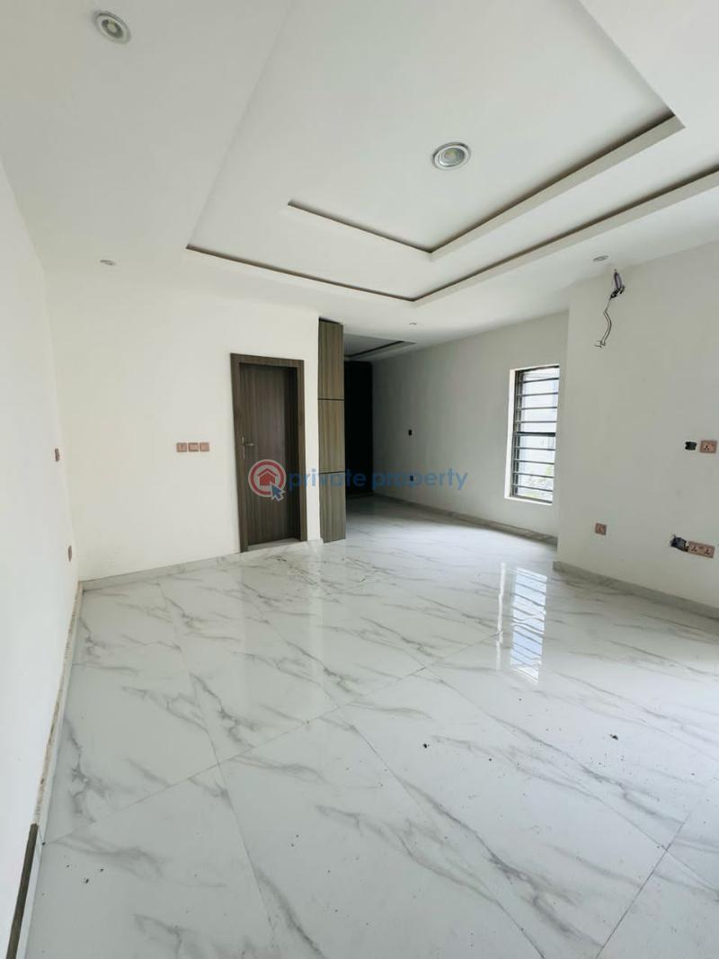 4 bedroom Detached Duplex For Sale Ogudu GRA Lagos - 1