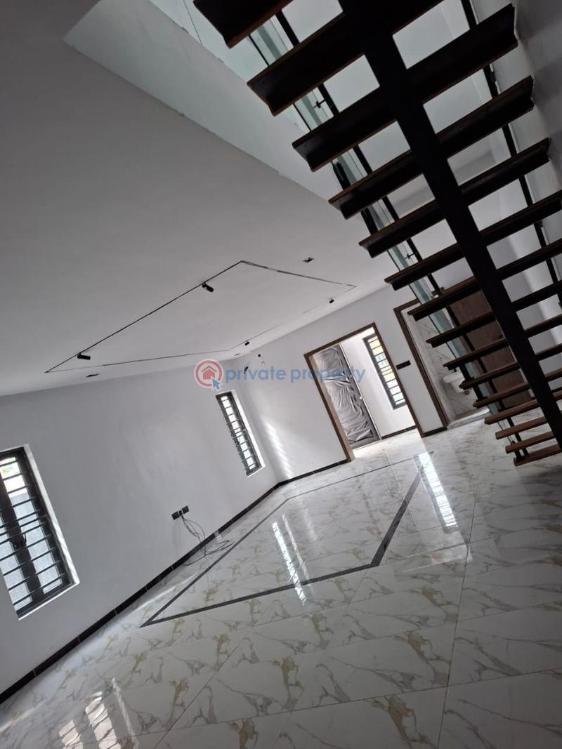 4 bedroom Semi detached Duplex For Sale Bodija Ibadan Oyo - 2