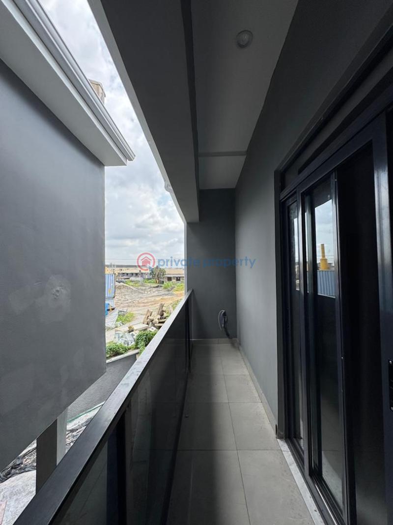 4 bedroom Detached Duplex For Sale Omole Phase 1 Ojodu Lagos - 10