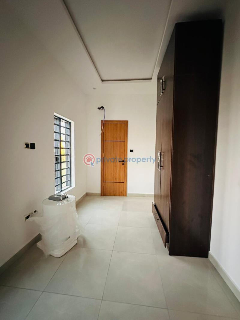 Exquisitely built 4 bedroom fully detached duplex with bq - 5 4 bedroom Detached Duplex For Sale Omole Phase 1 Ojodu Lagos - 5