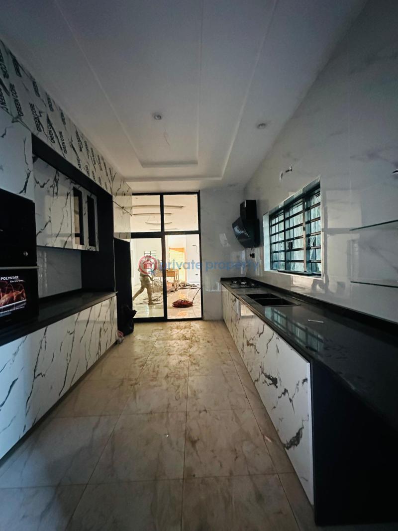 Exquisitely built 4 bedroom fully detached duplex with bq - 7 4 bedroom Detached Duplex For Sale Omole Phase 1 Ojodu Lagos - 7