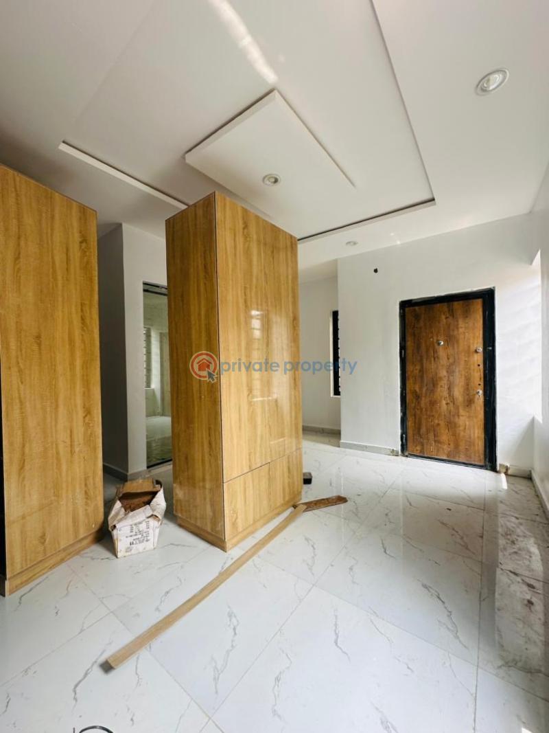 Exquisitely built 4 bedroom semi detached duplex - 8 4 bedroom Semi detached Duplex For Sale Allen Avenue Ikeja Lagos - 8