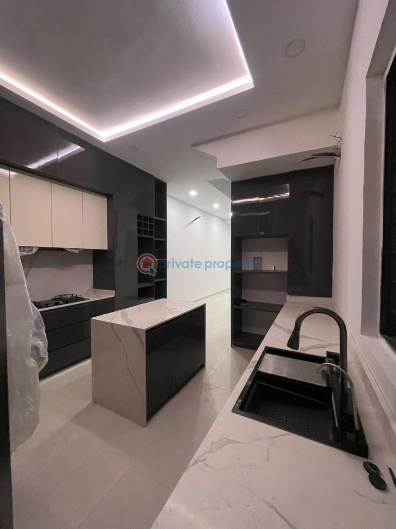 4 bedroom House For Sale Lekki Phase 1 Lagos - 3