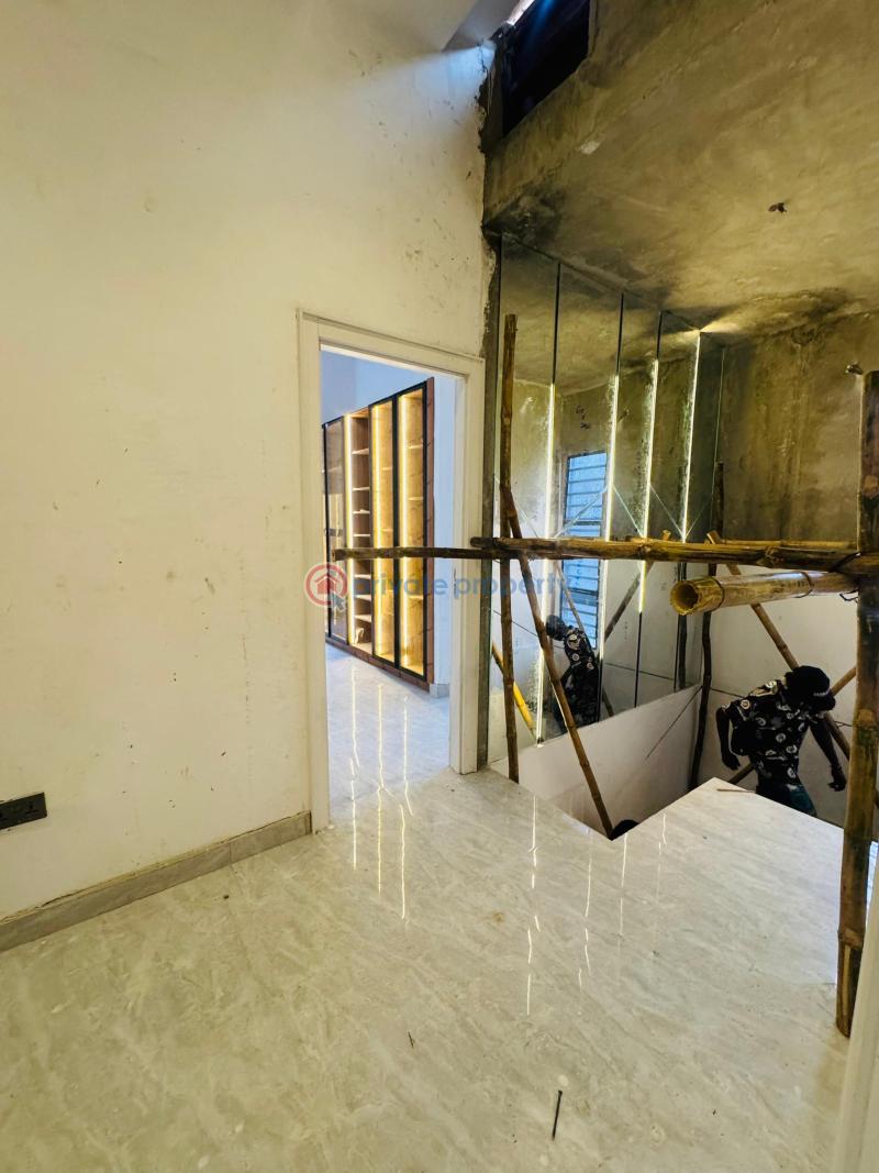 4 bedroom Semi detached Duplex For Sale Opebi Ikeja Lagos - 5