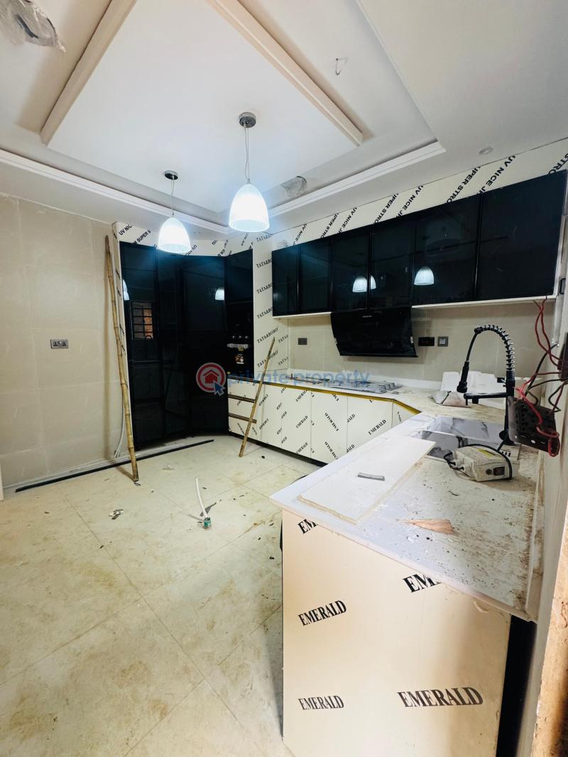 4 bedroom Semi detached Duplex For Sale Opebi Ikeja Lagos - 3