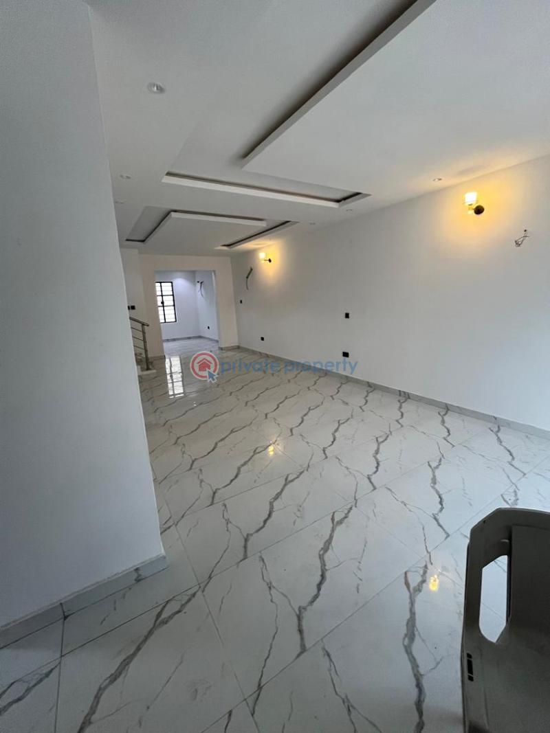 4 bedroom Semi detached Duplex For Sale Omole Phase 1 Ojodu Lagos - 2
