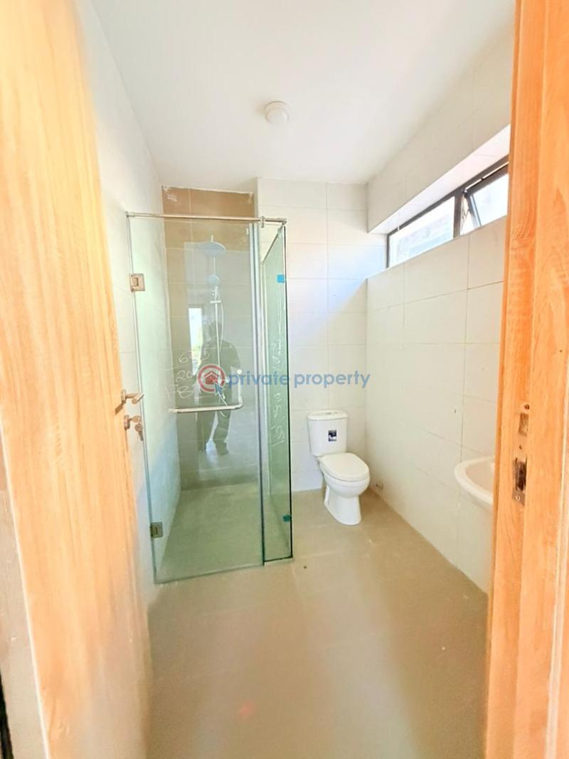 4 bedroom Semi detached Duplex For Sale Opebi Ikeja Lagos - 13
