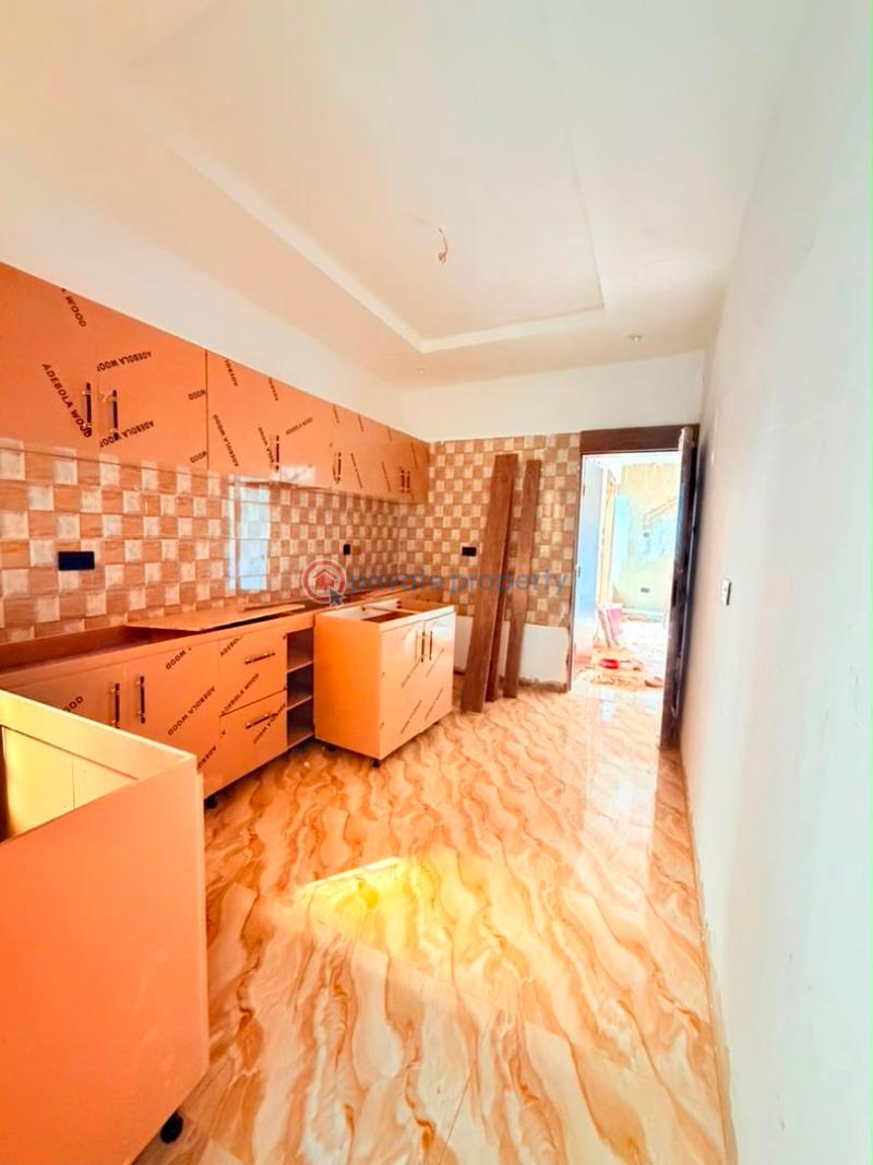 4 bedroom Semi detached Duplex For Sale Magodo Kosofe/Ikosi Lagos - 12
