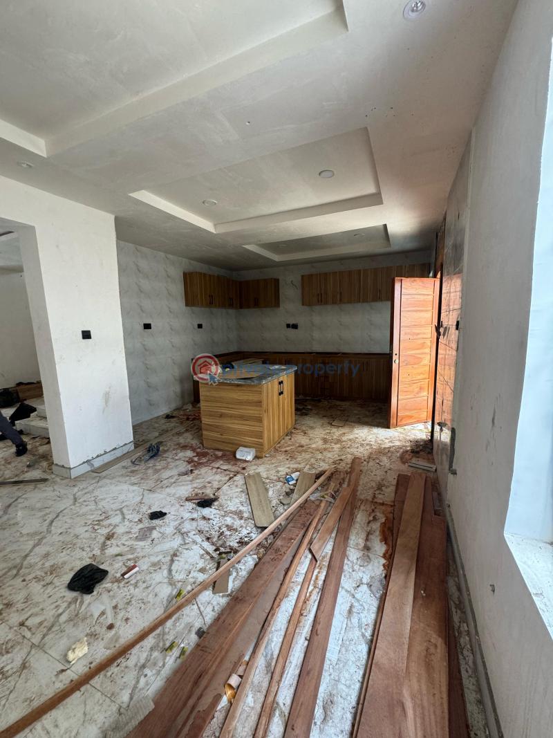 4 bedroom Semi detached Duplex For Sale Omole Phase 1 Ojodu Lagos - 6