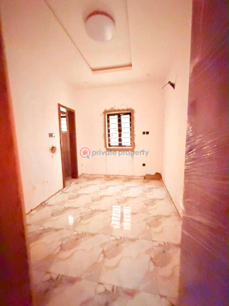 4 bedroom Semi detached Duplex For Sale Magodo Kosofe/Ikosi Lagos - 6