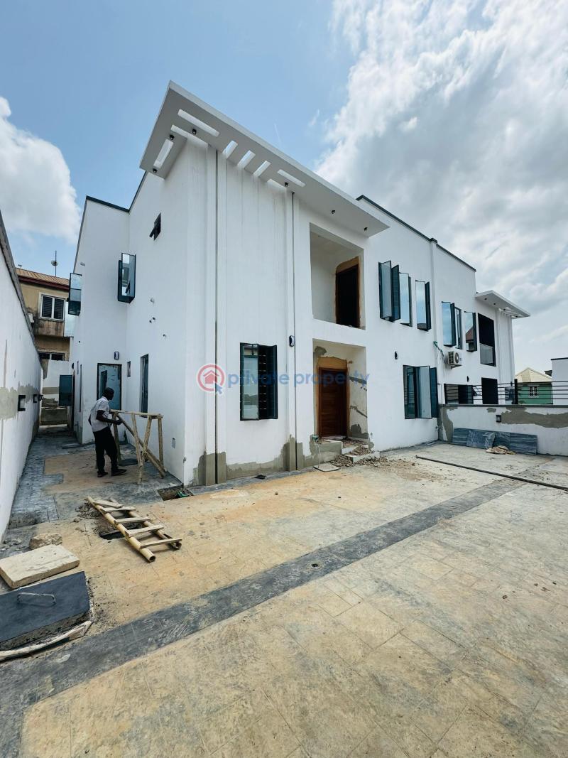 4 bedroom Semi detached Duplex For Sale Omole Phase 1 Ojodu Lagos - 1