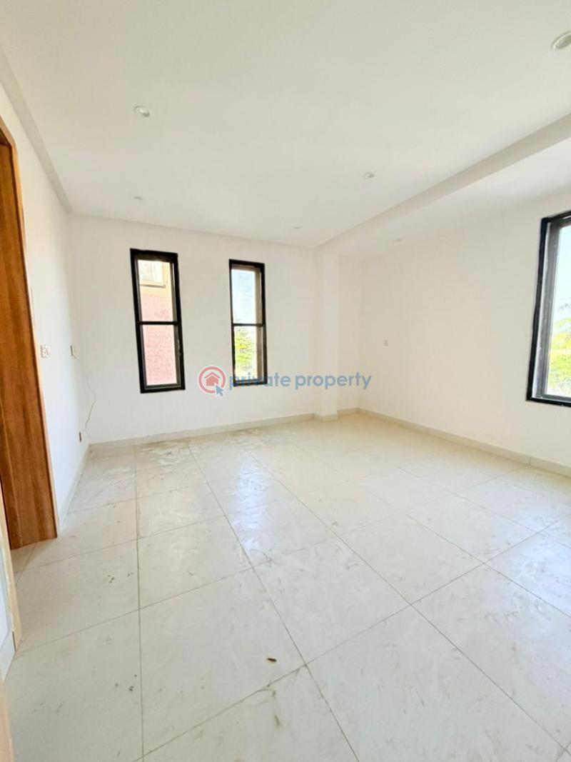 4 bedroom Semi detached Duplex For Sale Opebi Ikeja Lagos - 4