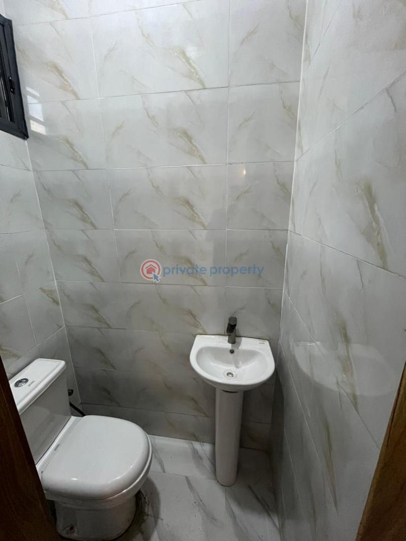 4 bedroom Semi detached Duplex For Sale Omole Phase 1 Ojodu Lagos - 3