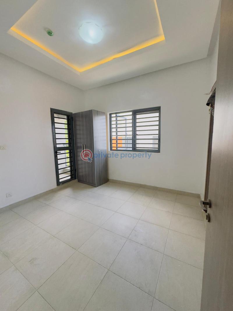 4 bedroom Semi detached Duplex For Sale Maryland Lagos - 2