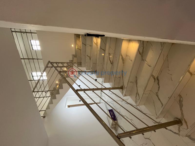4 bedroom Semi detached Duplex For Sale Omole Phase 1 Ojodu Lagos - 7
