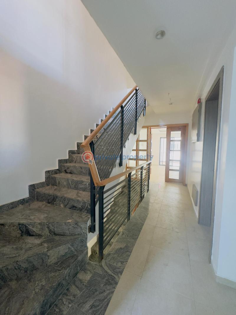 4 bedroom Semi detached Duplex For Sale Maryland Lagos - 8