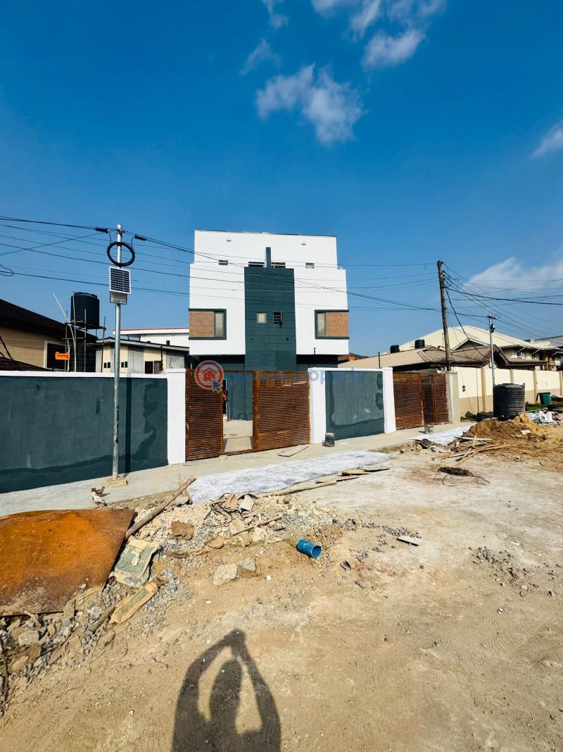 4 bedroom Semi detached Duplex For Sale Magodo Gra Phase 1 Magodo Kosofe/Ikosi Lagos - 0