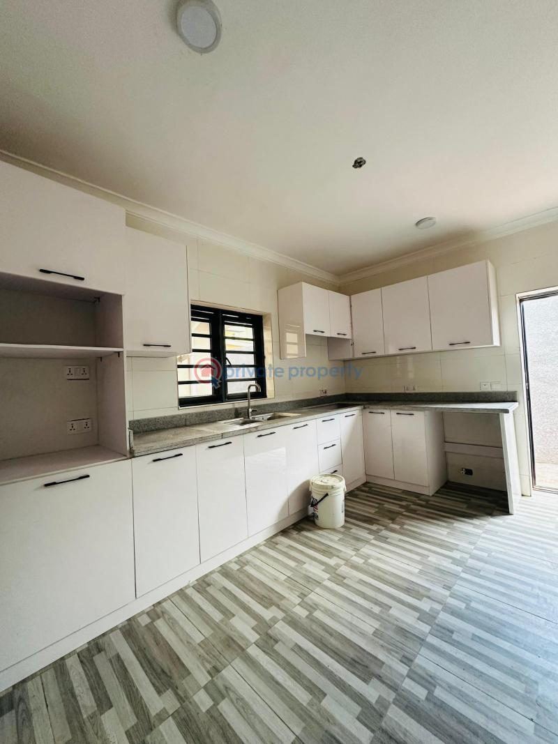 Exquisitely built 4 bedroom semi detached duplex - 6 4 bedroom Semi detached Duplex For Sale Ikeja Off Allen Allen Avenue Ikeja Lagos - 6