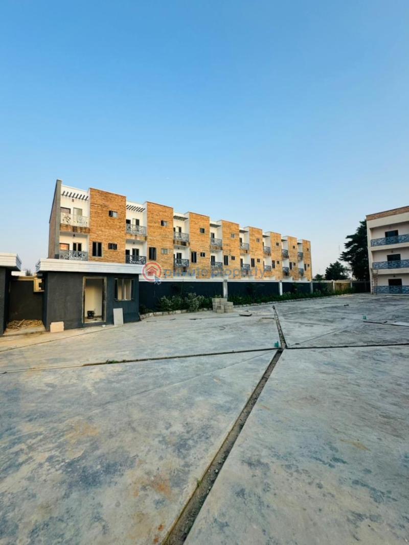 4 bedroom Terraced Duplex For Sale Ikeja GRA Lagos - 4