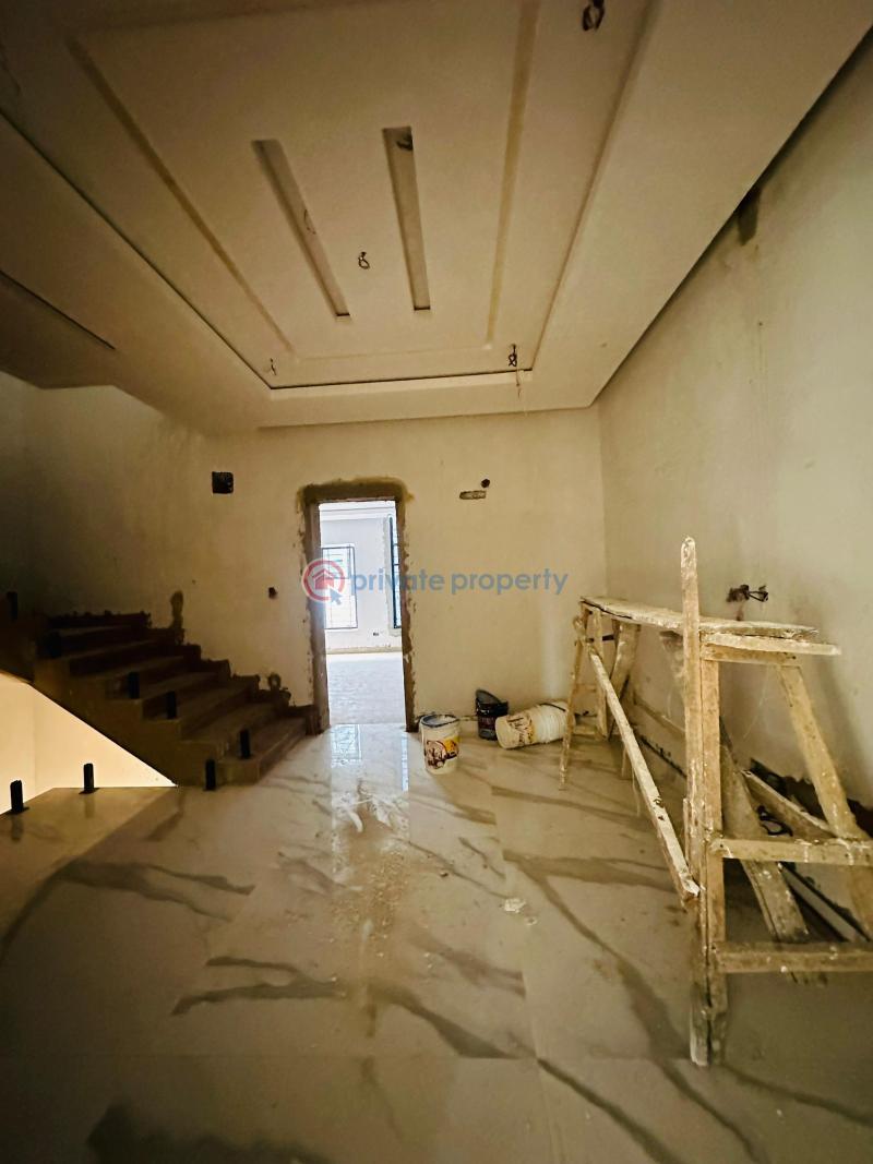 4 bedroom Terraced Duplex For Sale Omole Phase 2 Ojodu Lagos - 1