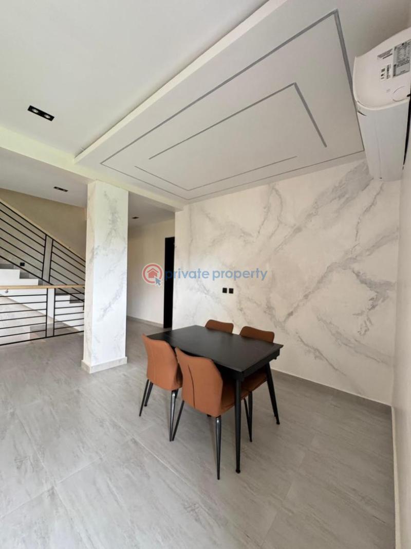 4 bedroom Terraced Duplex For Sale Obanikoro Shomolu Lagos - 1