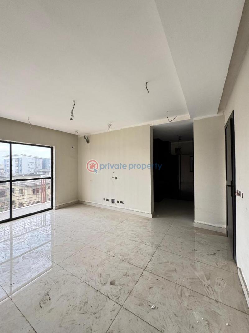 4 bedroom Terraced Duplex For Sale Obanikoro Shomolu Lagos - 7