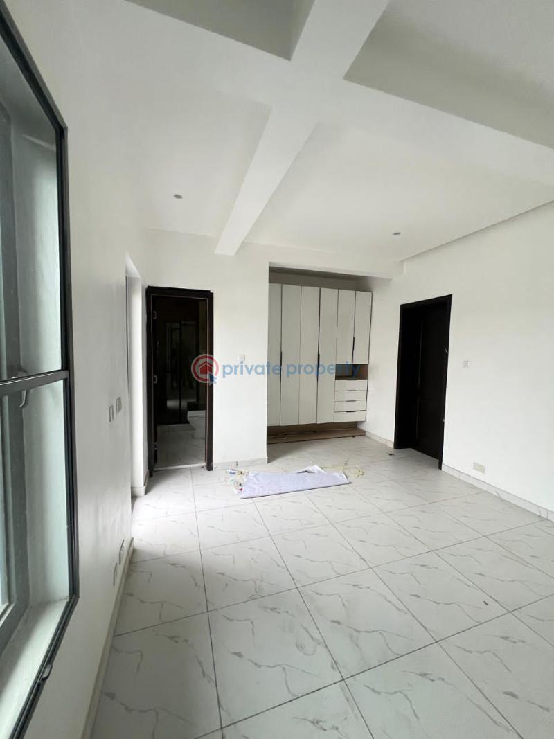 4 bedroom Terraced Duplex For Sale Obanikoro Shomolu Lagos - 5